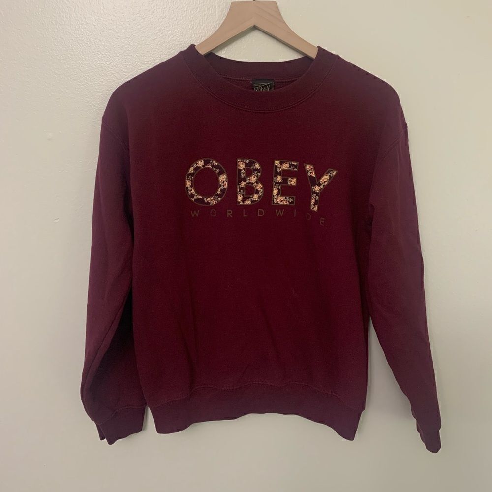 Obey crew sweatshirt 